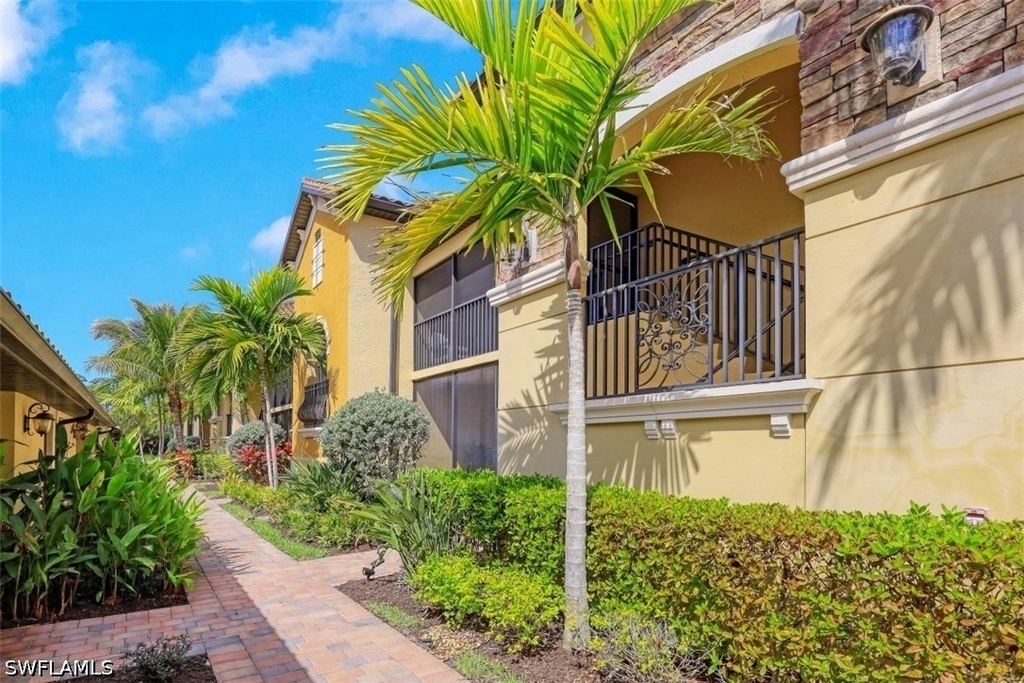 9533 Avellino Way - Photo 0