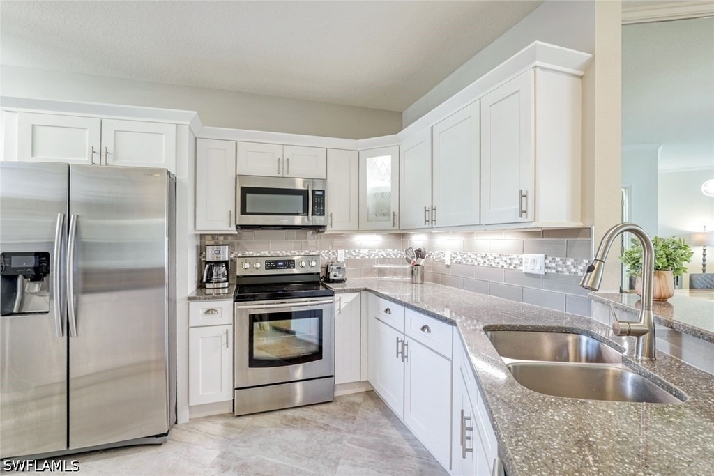 8385 Excalibur Circle - Photo 5