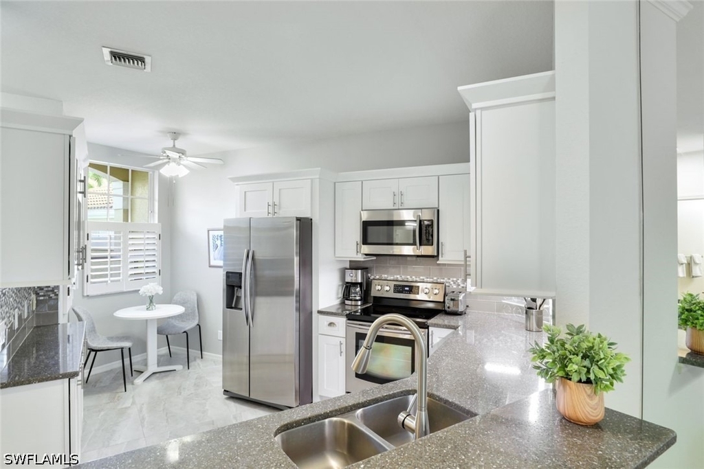8385 Excalibur Circle - Photo 6