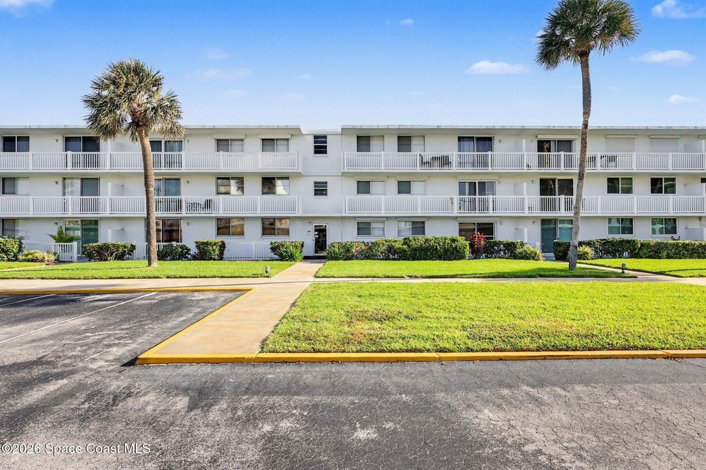 3190 N Atlantic Avenue - Photo 18