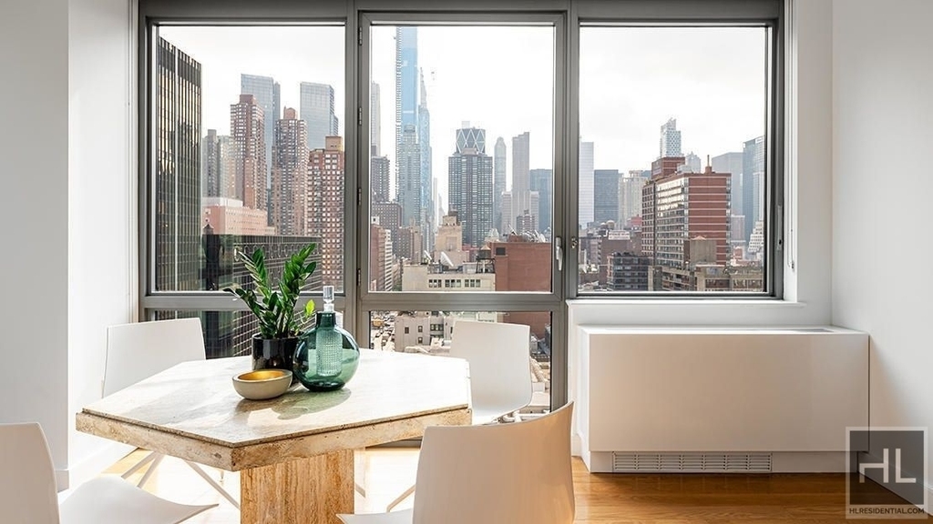 West 57th Street - Photo 0