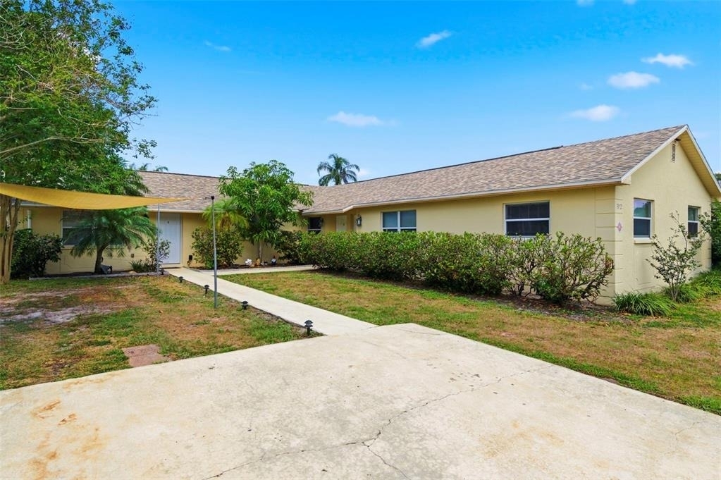 3052 Park Lane - Photo 0