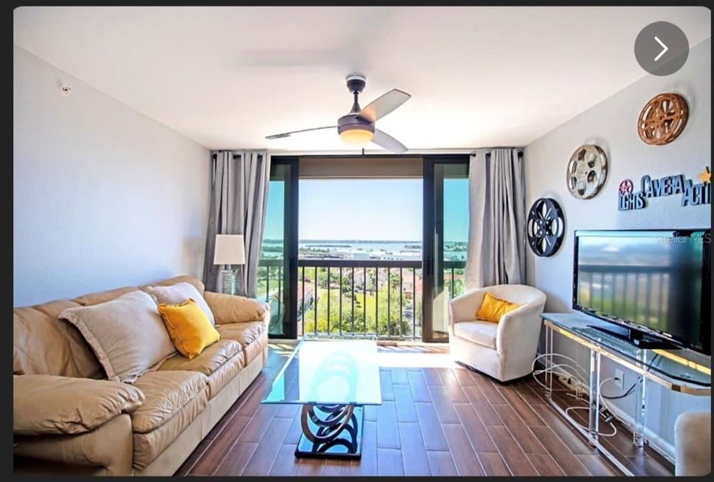 255 Dolphin Point - Photo 3