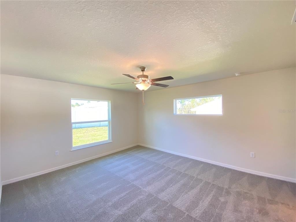 8190 N Wakefield Drive - Photo 11