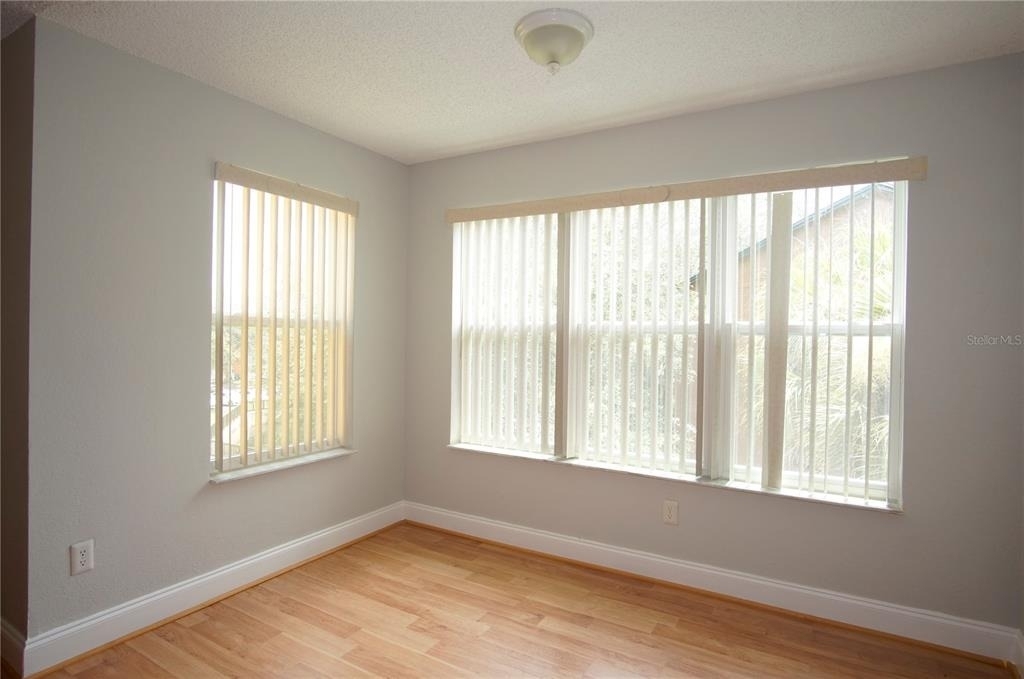 4572 Commander Drive - Photo 4