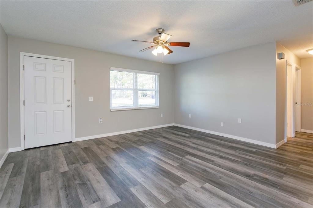 300 Ballard Avenue - Photo 3