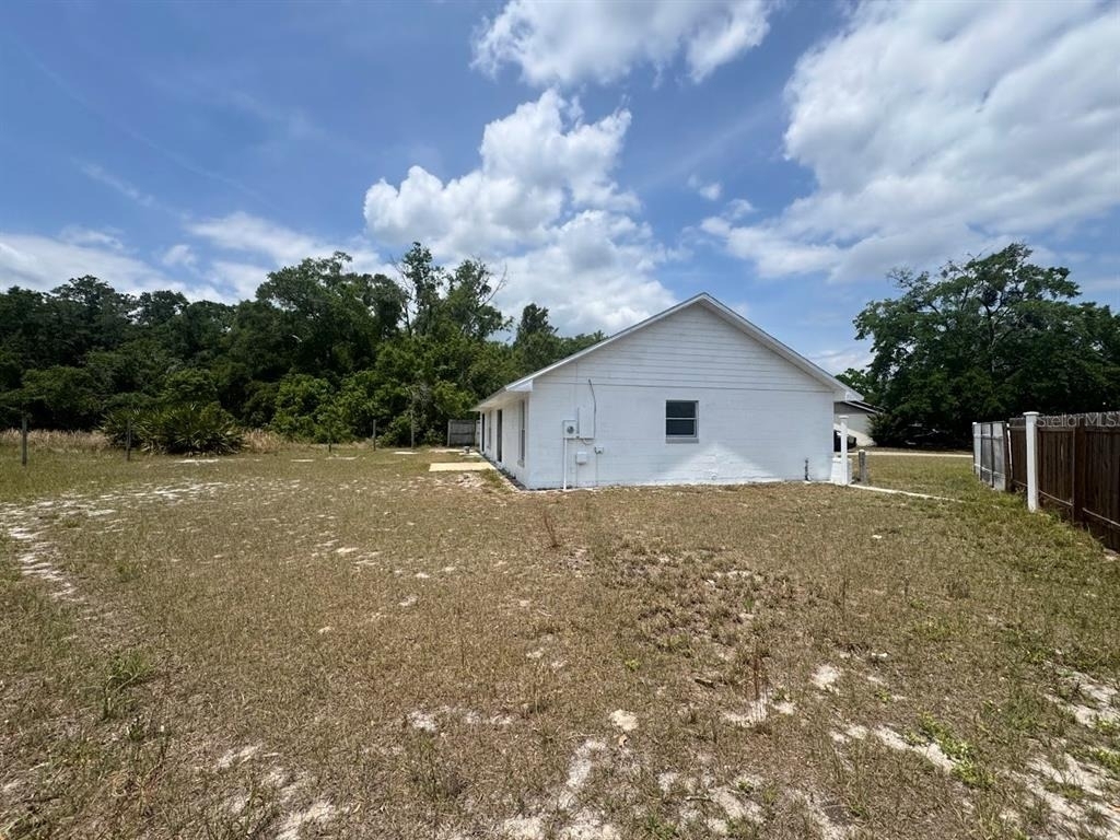 141 Hazel Boulevard - Photo 0