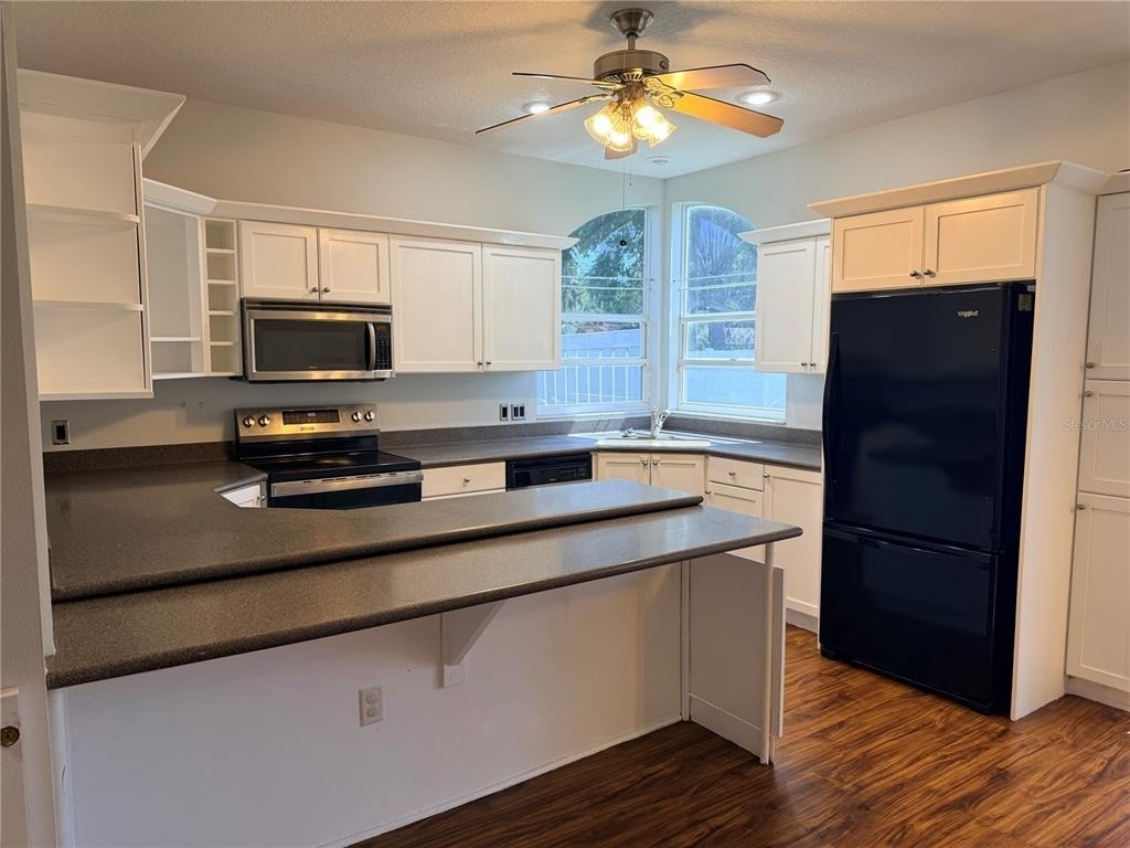 1799 Harbor Boulevard - Photo 3