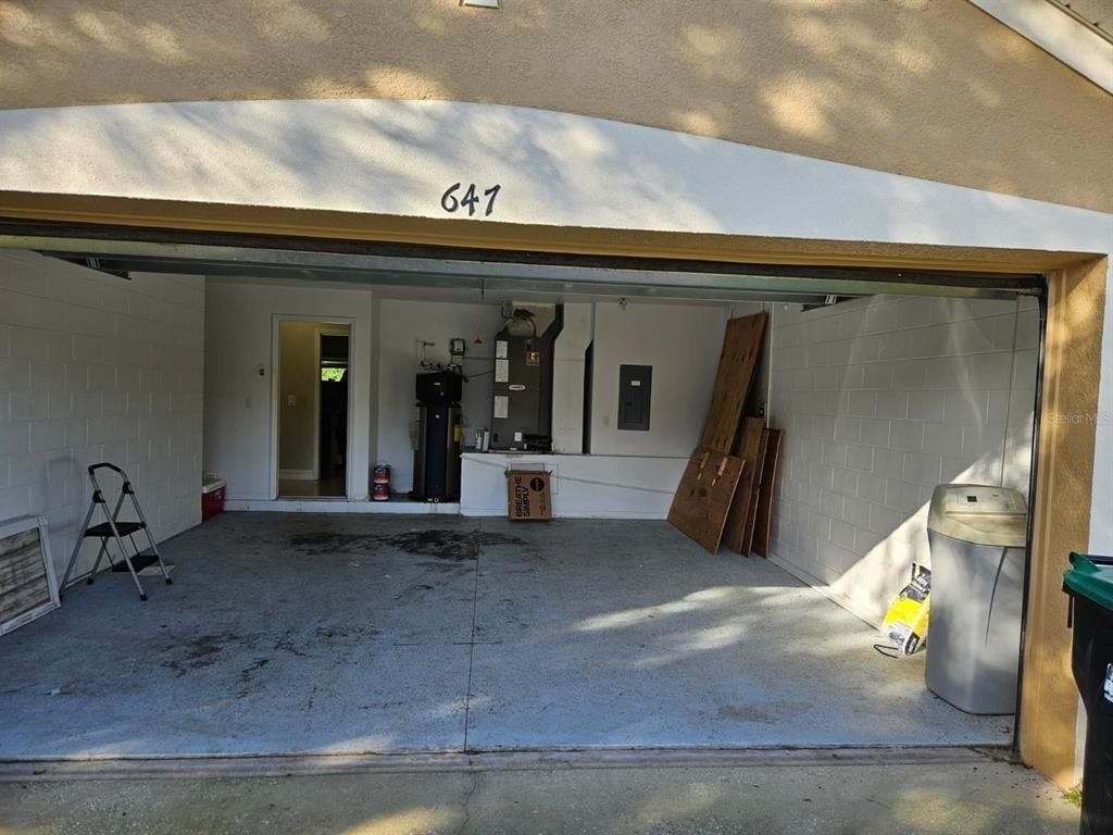 647 Carey Way - Photo 2