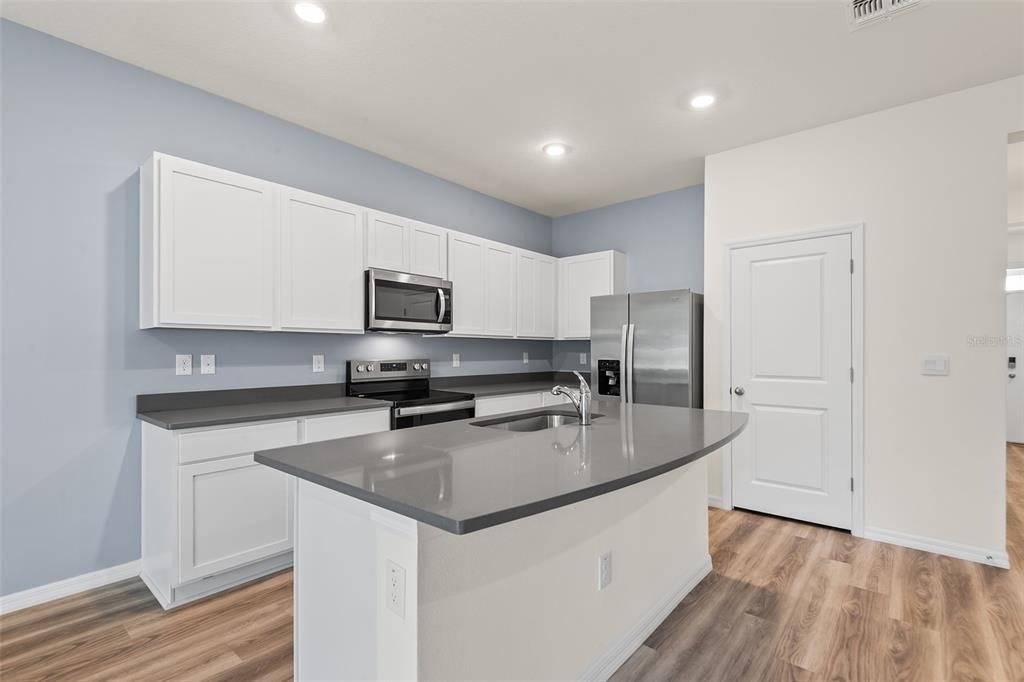11028 Crescent Deer Drive - Photo 3