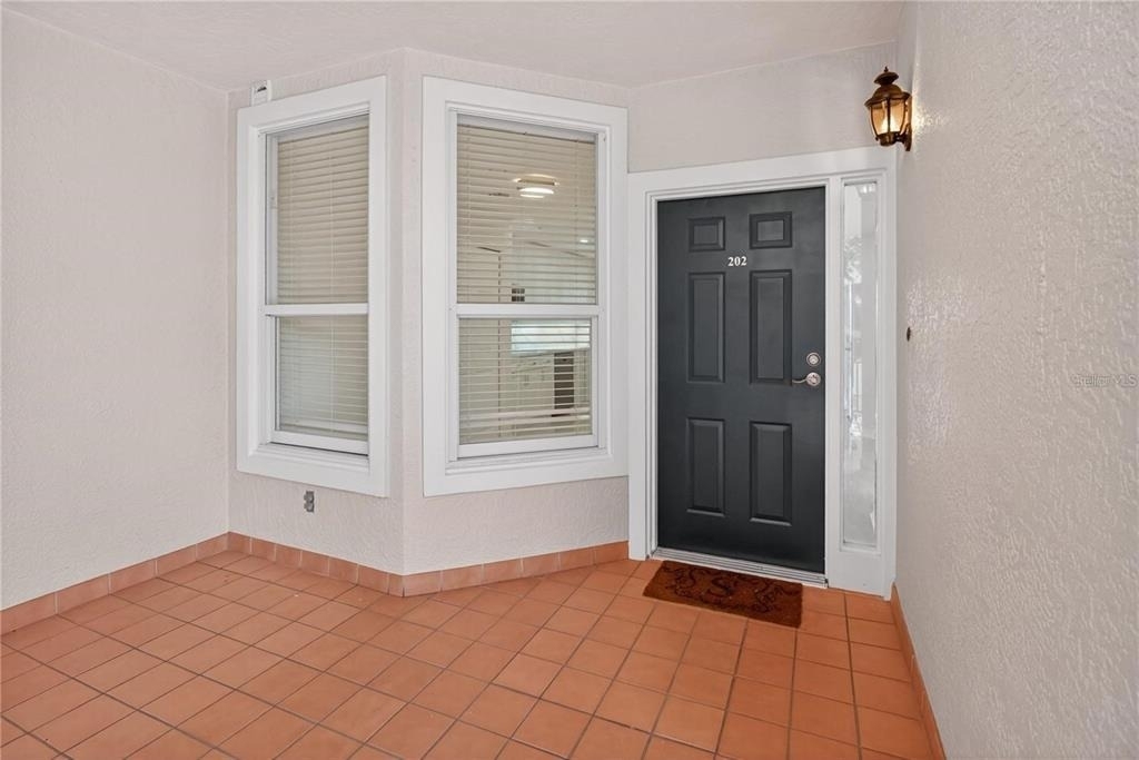 5430 Eagles Point Circle - Photo 2