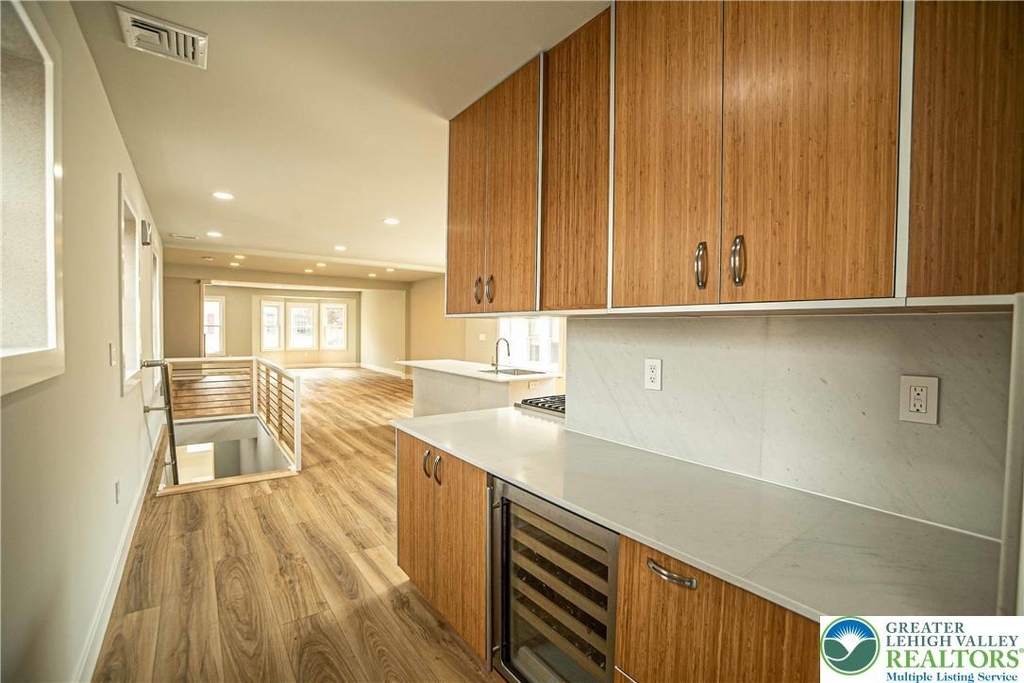 521 Ferry Street - Photo 3