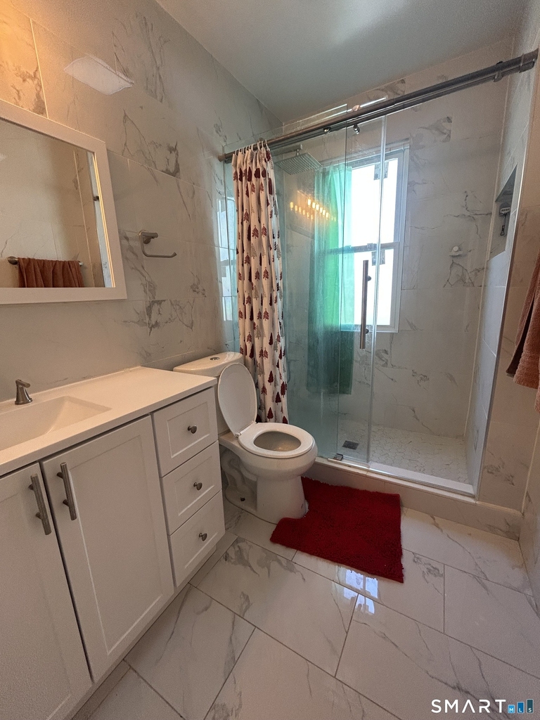 273 Judson Place - Photo 3