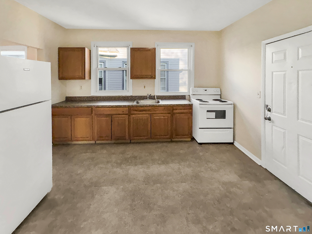34 Wolcott Street - Photo 7