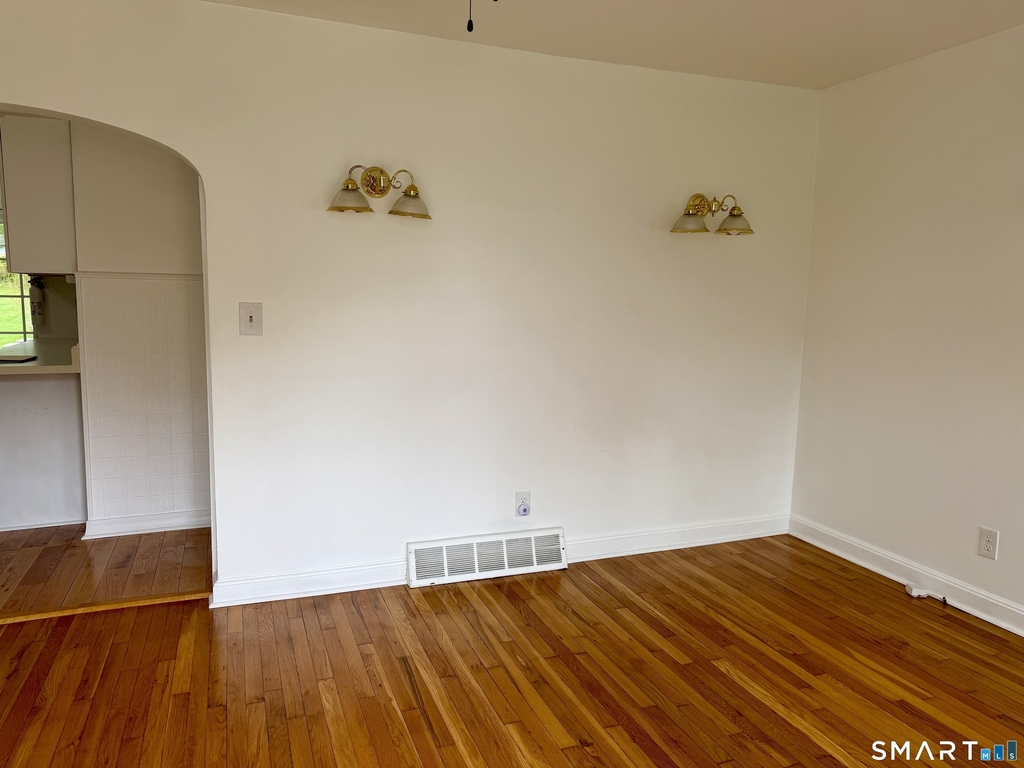 79 B Street - Photo 2