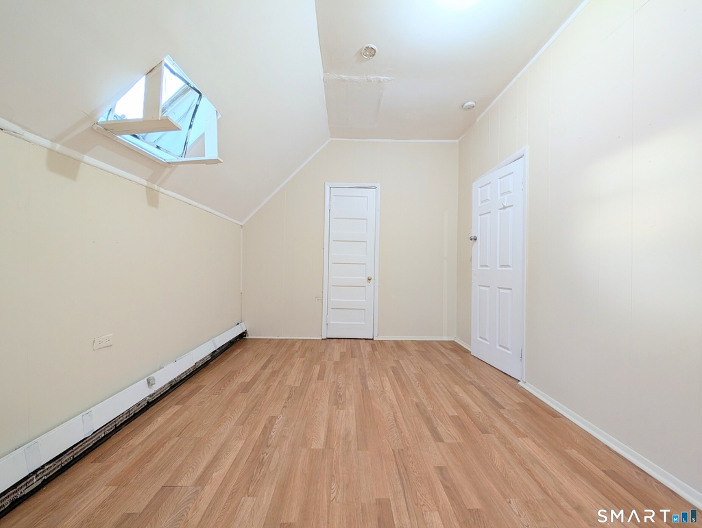 107 Catherine Street - Photo 33