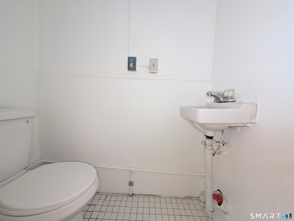 107 Catherine Street - Photo 17