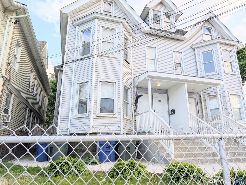 107 Catherine Street - Photo 1