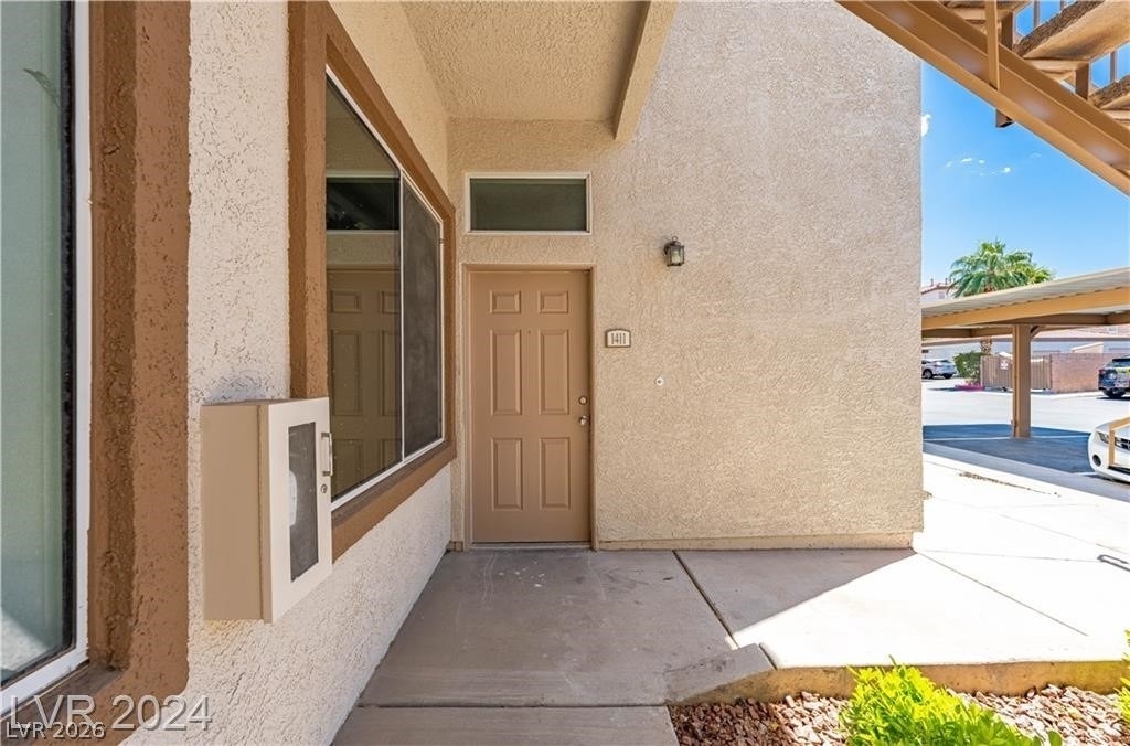 2305 W Horizon Ridge Parkway - Photo 1