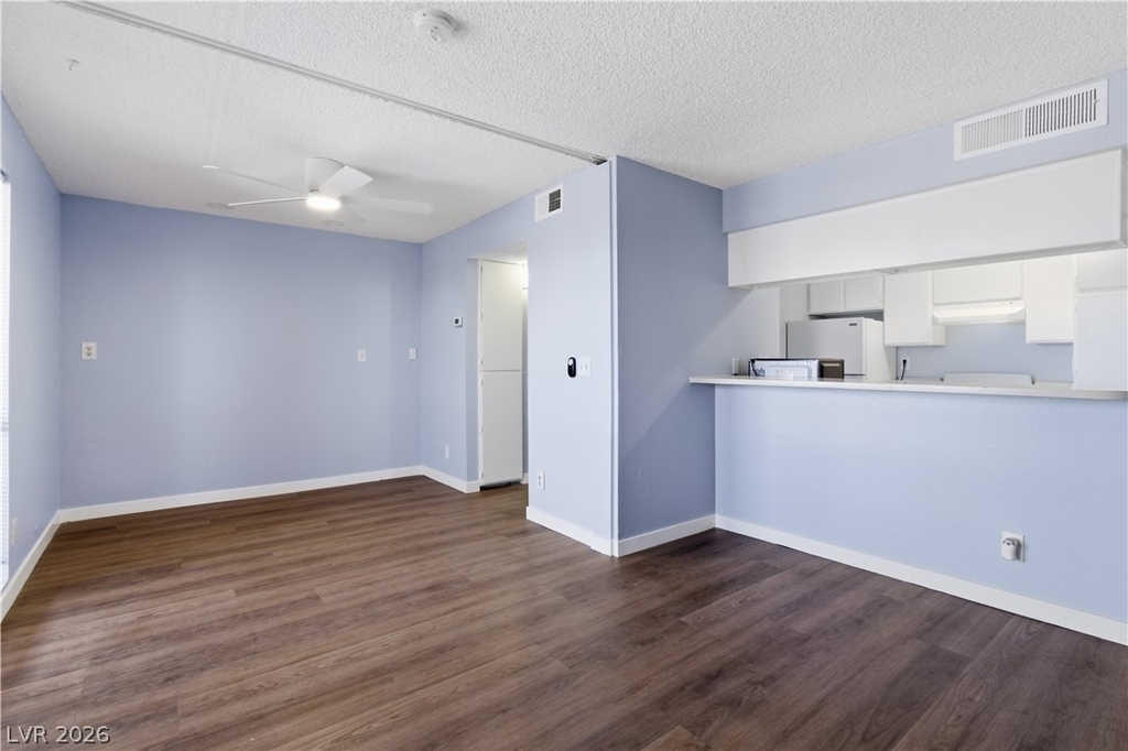 2221 W Bonanza Road - Photo 2