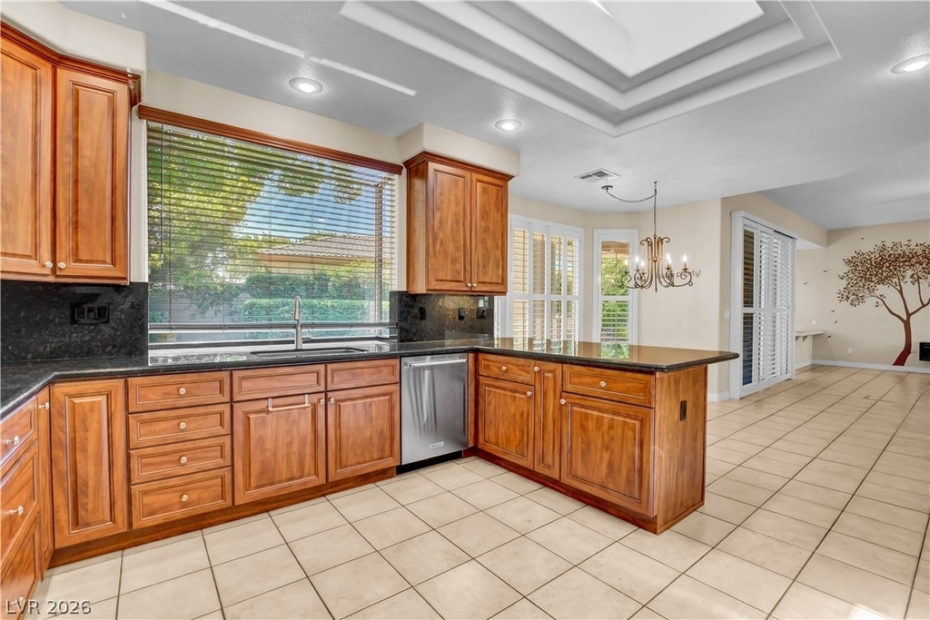 9101 Crystal Lake Court - Photo 21