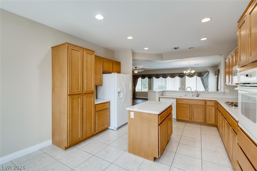 2316 Desert Fox Drive - Photo 9