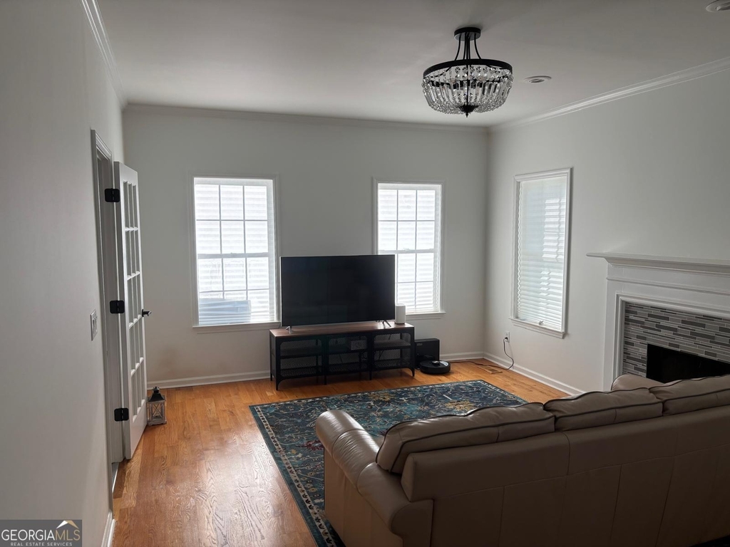 300 Harcourt Place - Photo 7