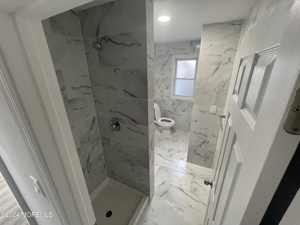 1257 Washington Avenue - Photo 5