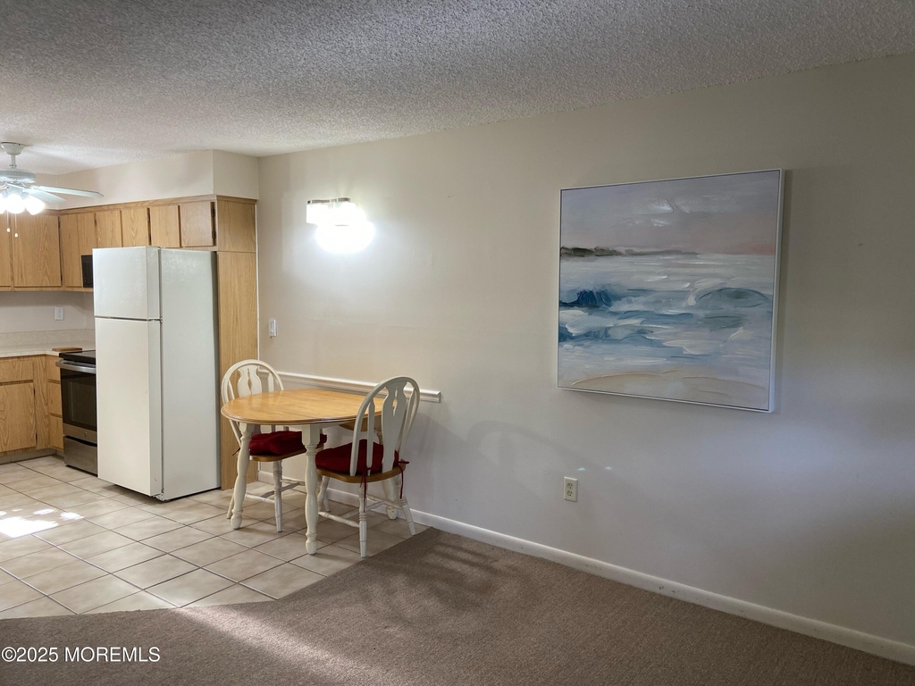 548 Ocean Boulevard - Photo 3