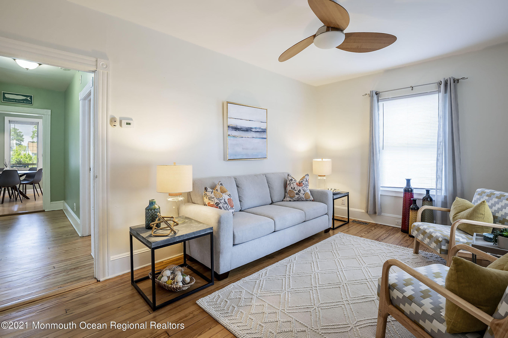 132 Sampson Place - Photo 3