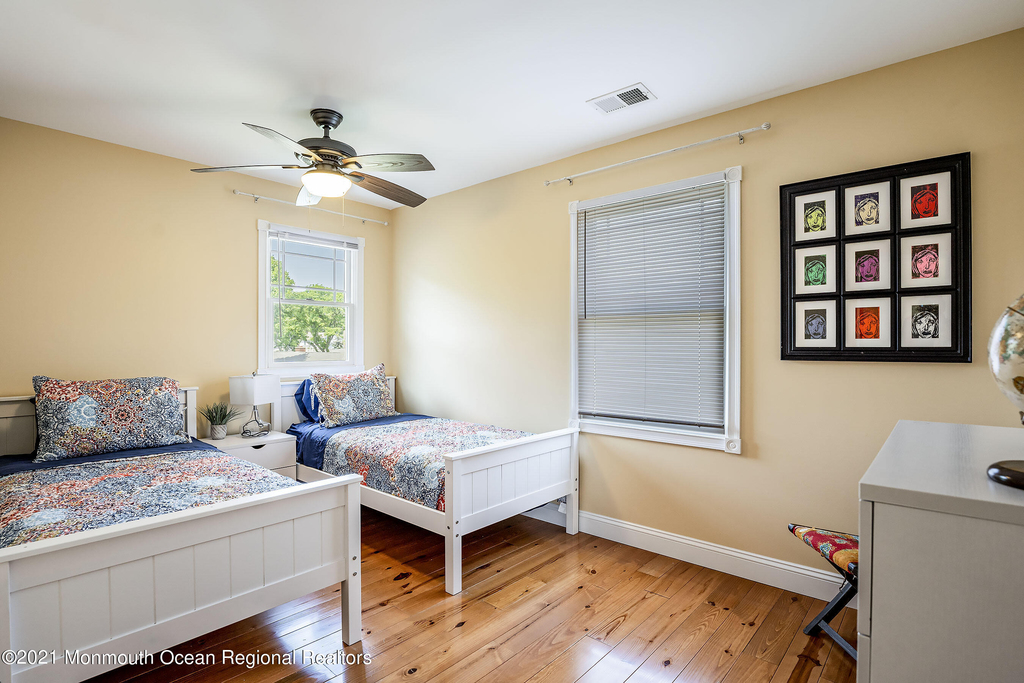 132 Sampson Place - Photo 13
