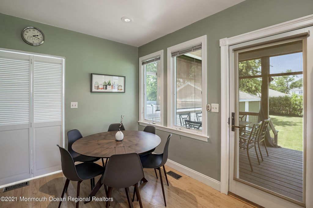 132 Sampson Place - Photo 5