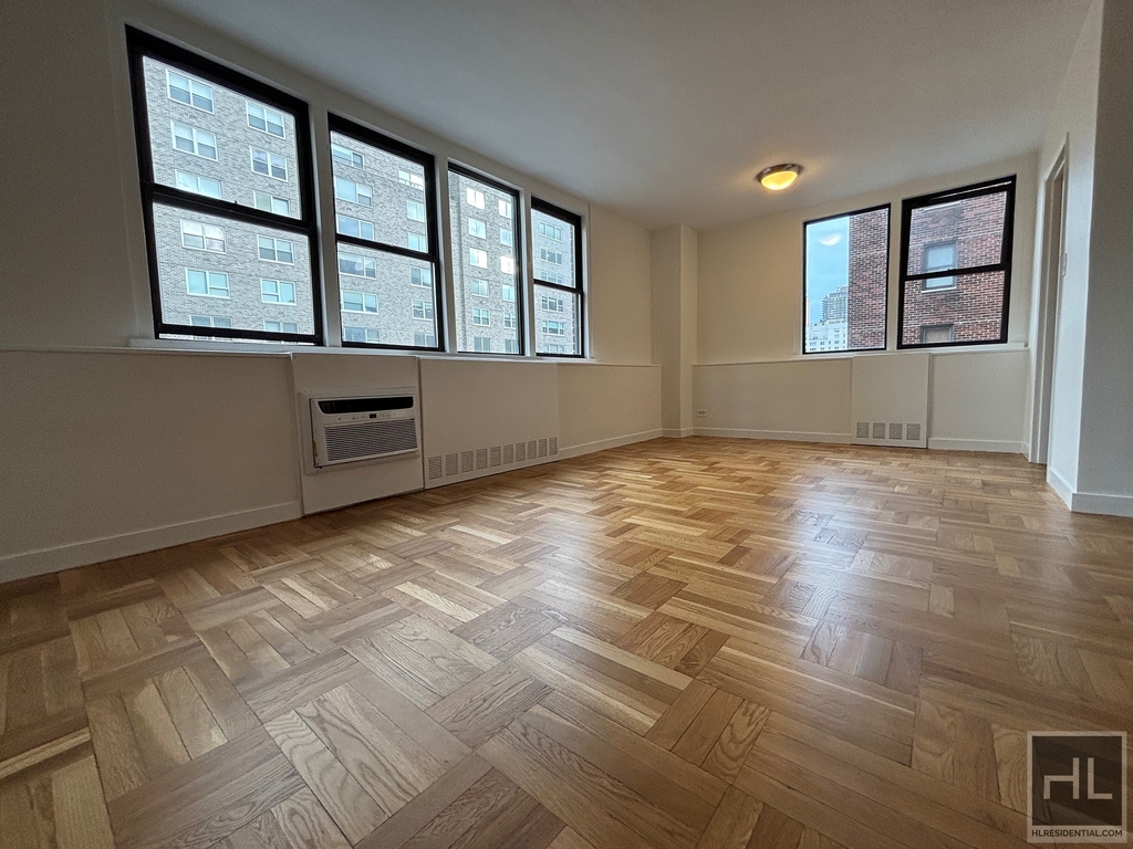 East 79th Street - Photo 1
