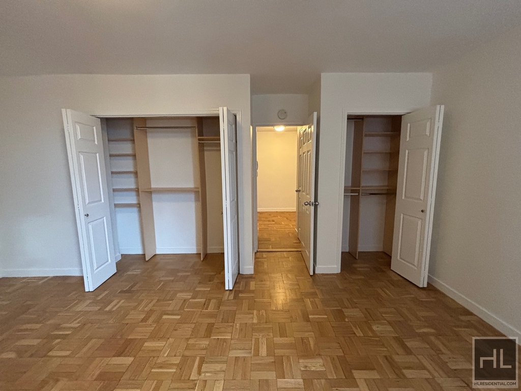 East 79th Street - Photo 2