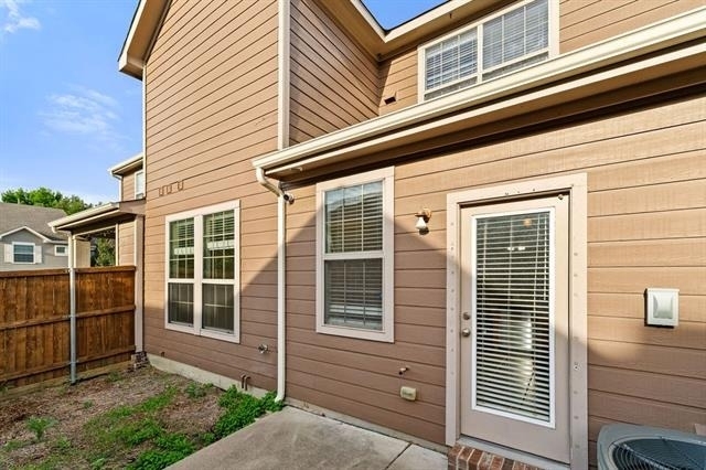 7904 Hannah Street - Photo 28