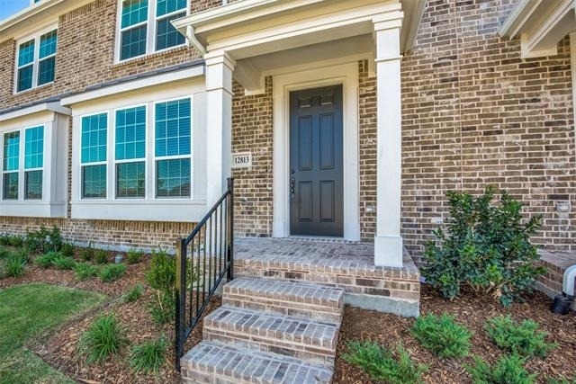 12813 Teton Street - Photo 2