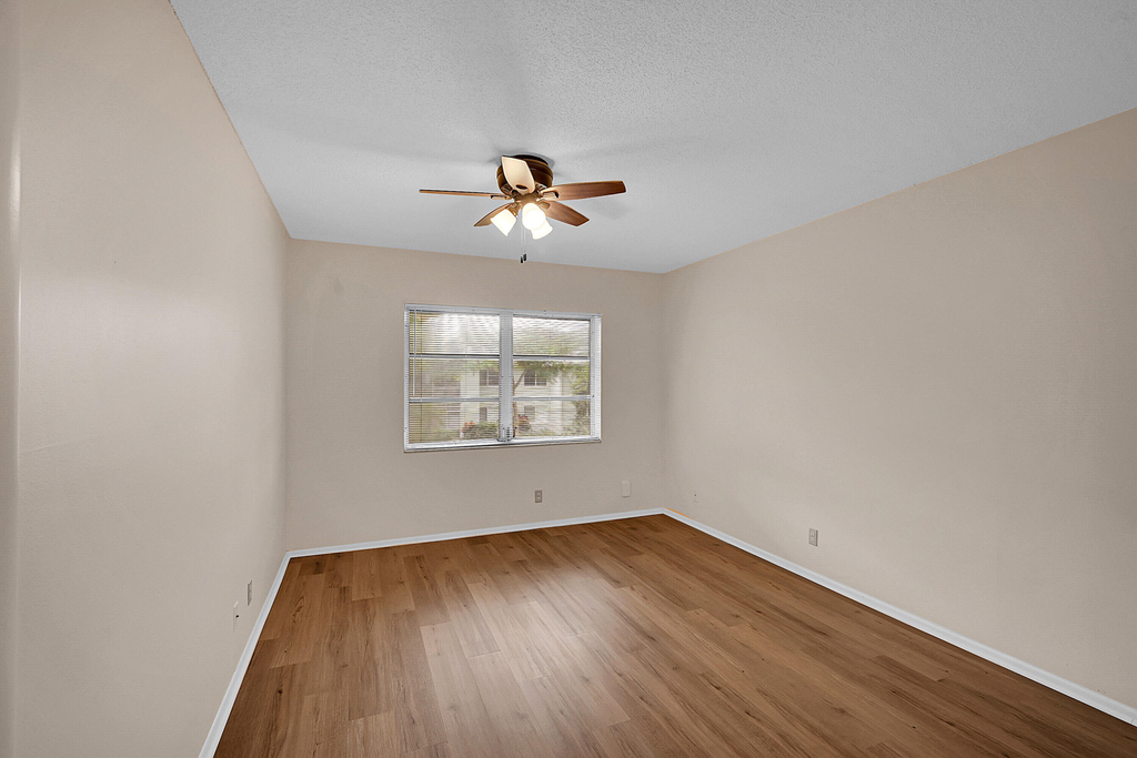 2340 Sw 22nd Avenue - Photo 20