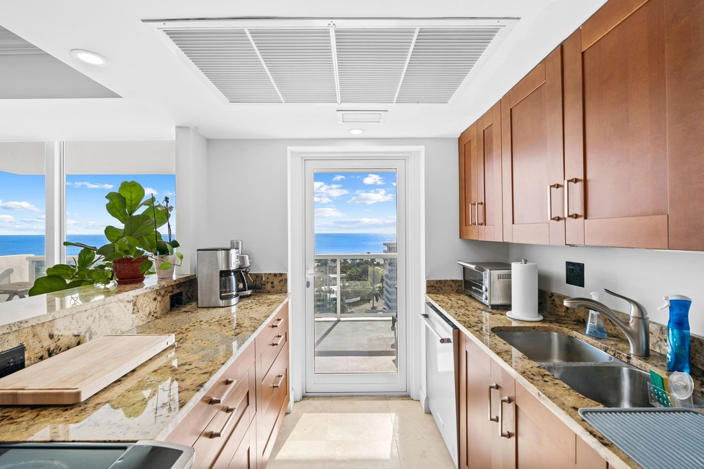 2841 N Ocean Boulevard - Photo 6