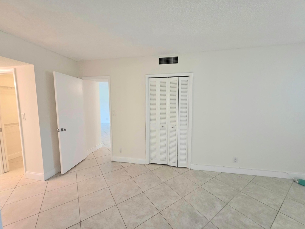 3100 Ne 48th Court - Photo 31
