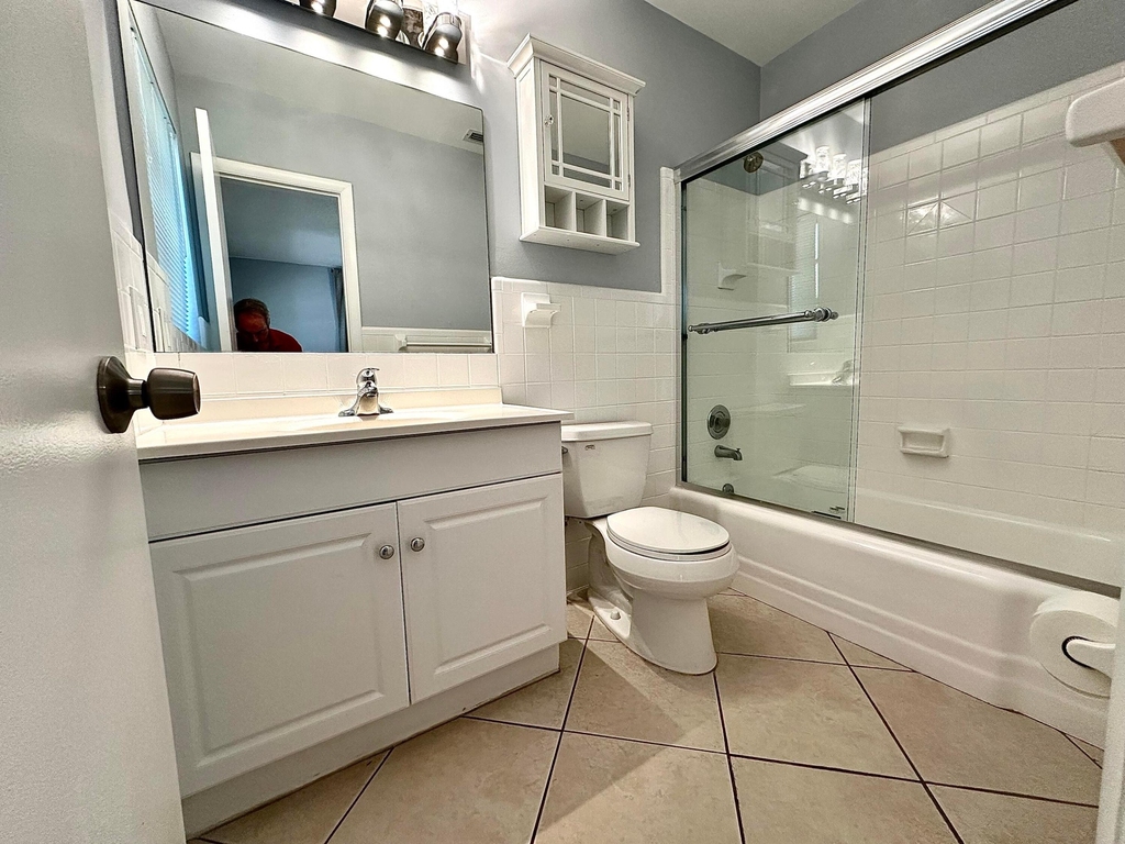 1261 Se 4th Street - Photo 6
