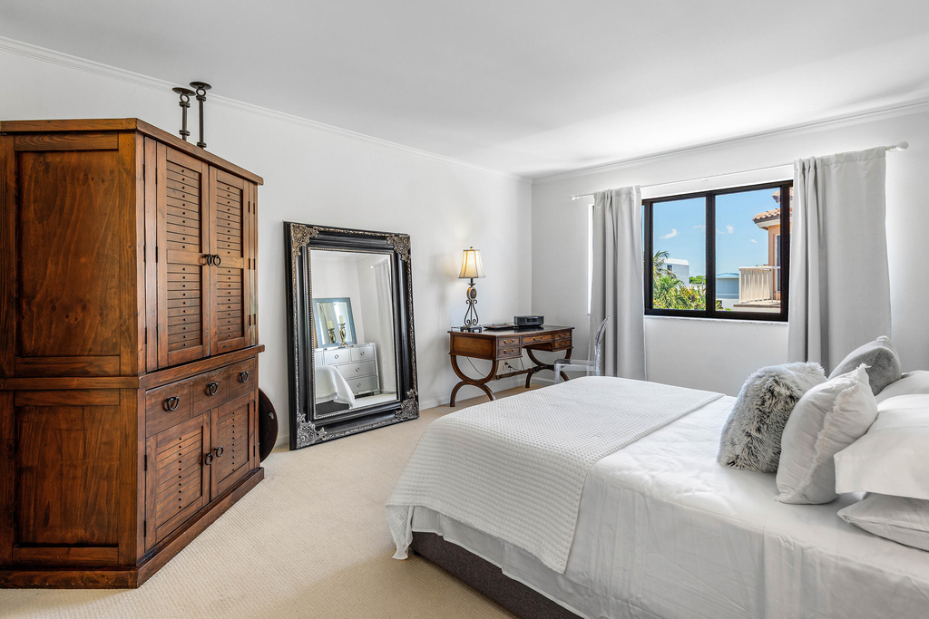 250 S Ocean Boulevard - Photo 14
