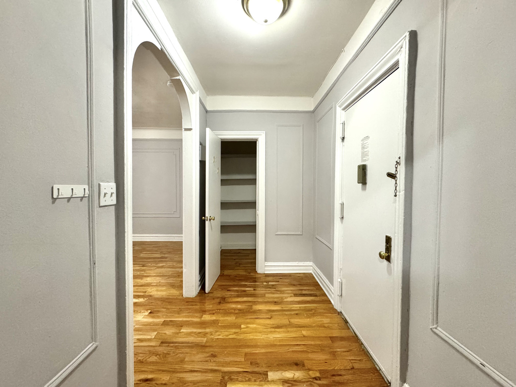 1417 Avenue K - Photo 5