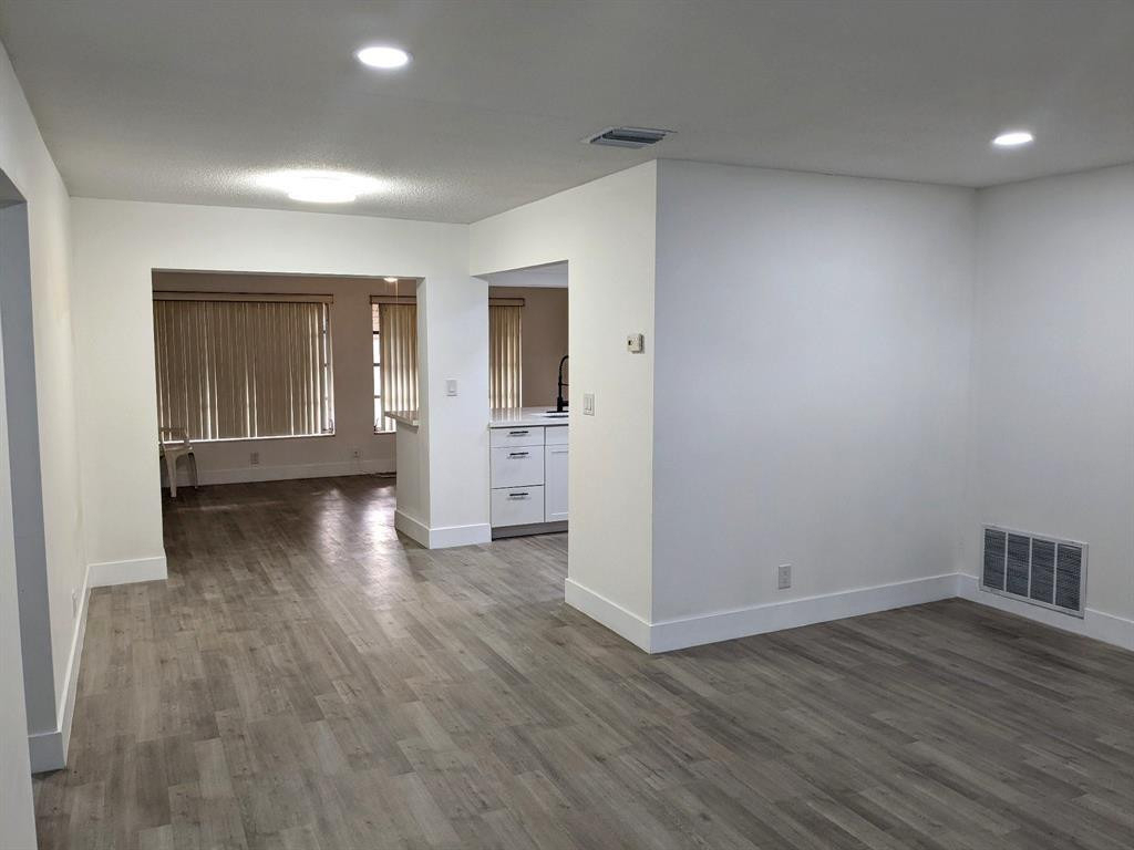 4906 Nw 53rd Court - Photo 7