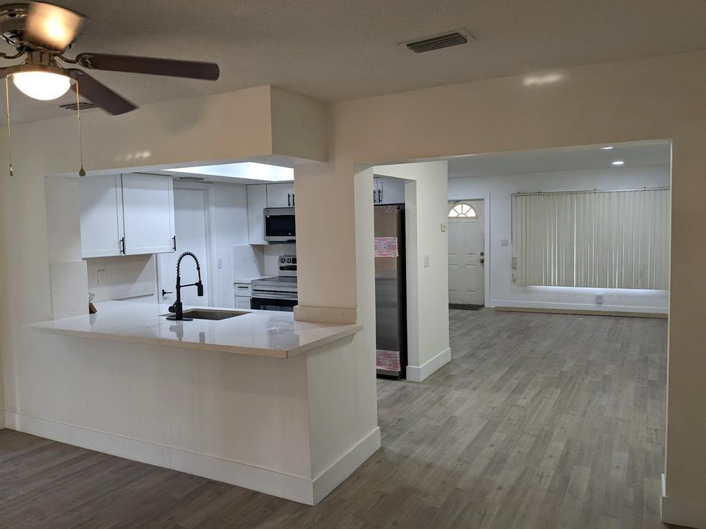 4906 Nw 53rd Court - Photo 10