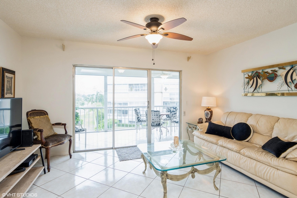 250 John F Kennedy Drive - Photo 7