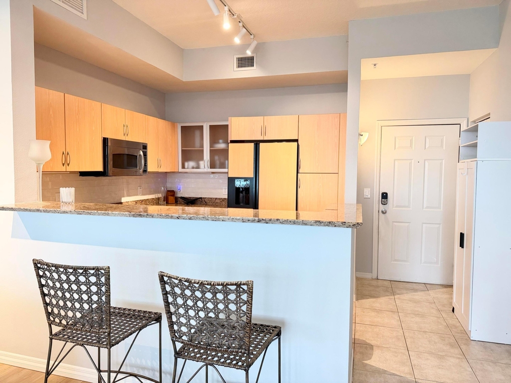 804 E Windward Way - Photo 20