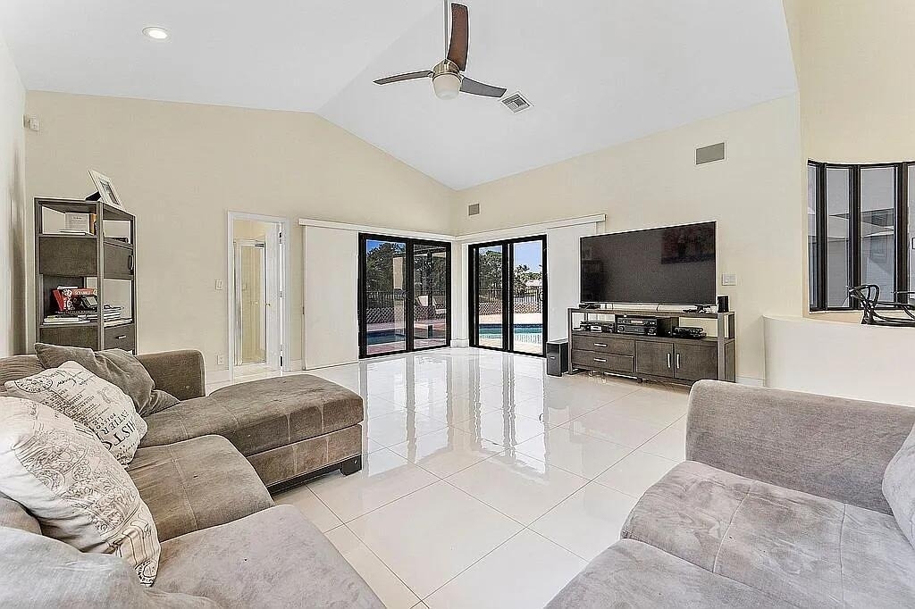 4551 Nw 26th Place - Photo 30