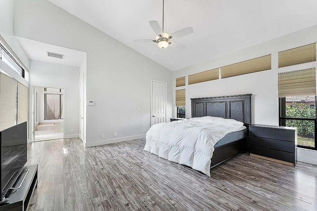 4551 Nw 26th Place - Photo 38