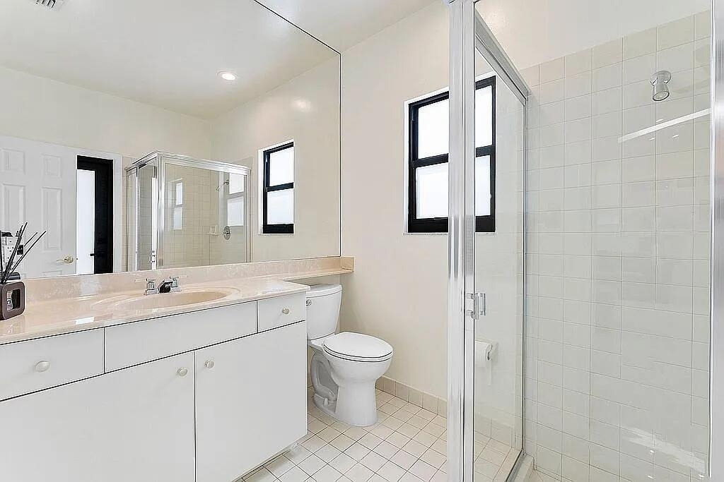 4551 Nw 26th Place - Photo 34