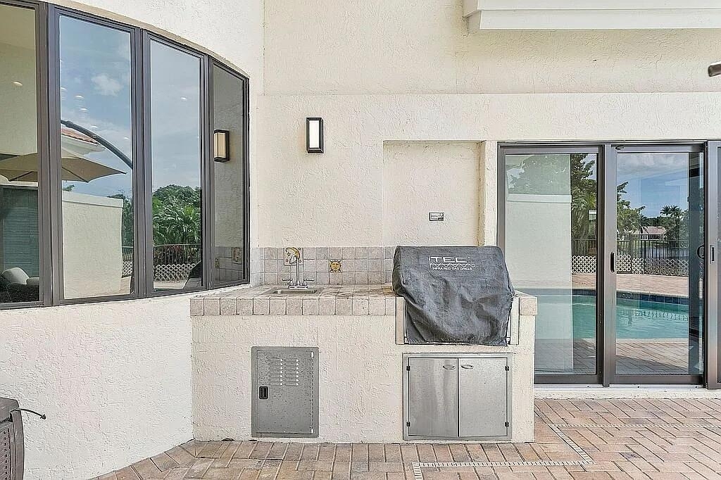 4551 Nw 26th Place - Photo 28